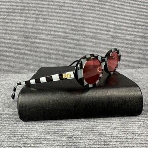 Crap Eyewear The Sweet Leaf White Black Zebra Frame Sunglasses 51/19 Size Unisex